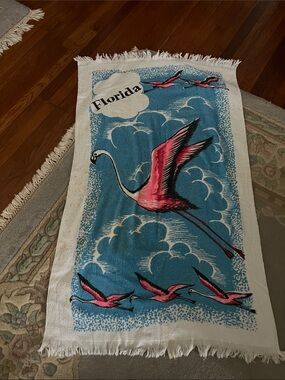 Vinatge 1970s-80s  Florida Flamingo Beach Towel - Pink on Blue